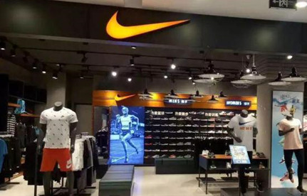  名牌服装进口清关进口关税是几多？怎么清关？