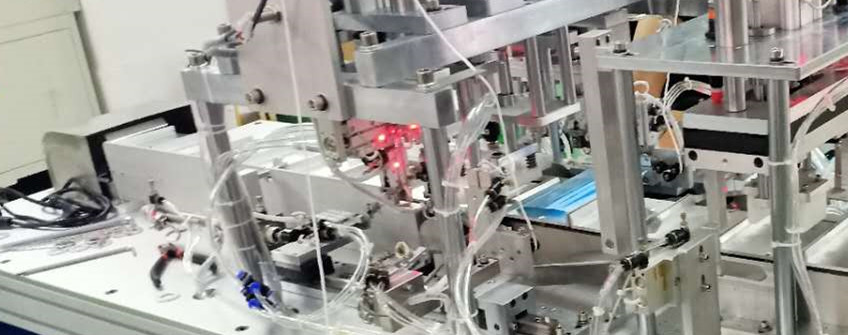 出口口罩机了，一拖一自动平面口罩出产线